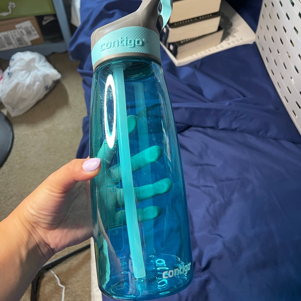 Contigo 32 Oz. Waterbottle